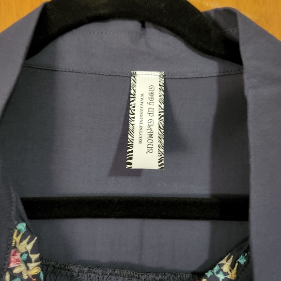 Embroidered Top - Picture 3 of 7